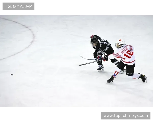 冰球门前贴身肉搏：激情与坚持的极限挑战