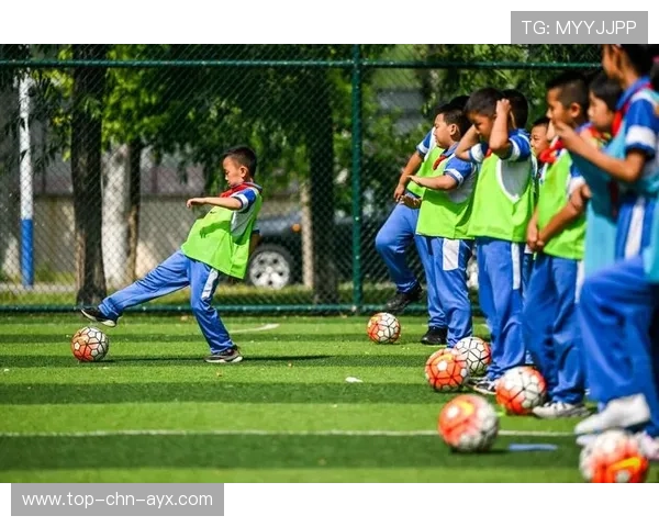 “足球+教育”模式推广，开发多样化课程